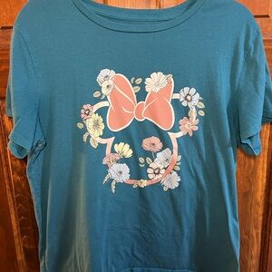Disney T-Shirt- Large